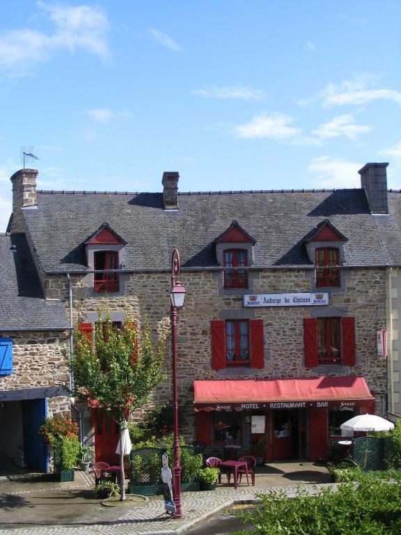Châteauneuf-dʼIlle-et-Vilaine Auberge Du Chateau المظهر الخارجي الصورة
